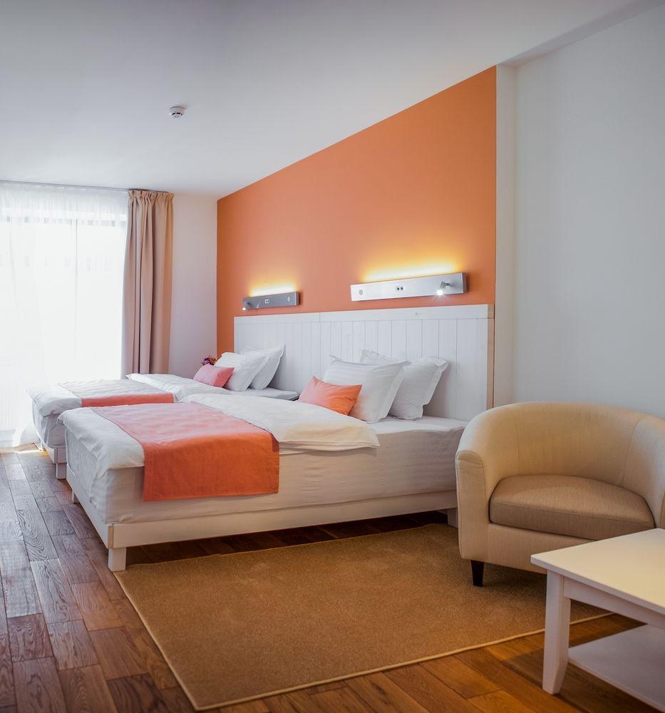 Rudolfo Hotel Львов Экстерьер фото