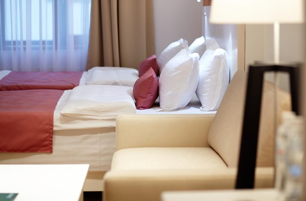 Rudolfo Hotel Львов Экстерьер фото