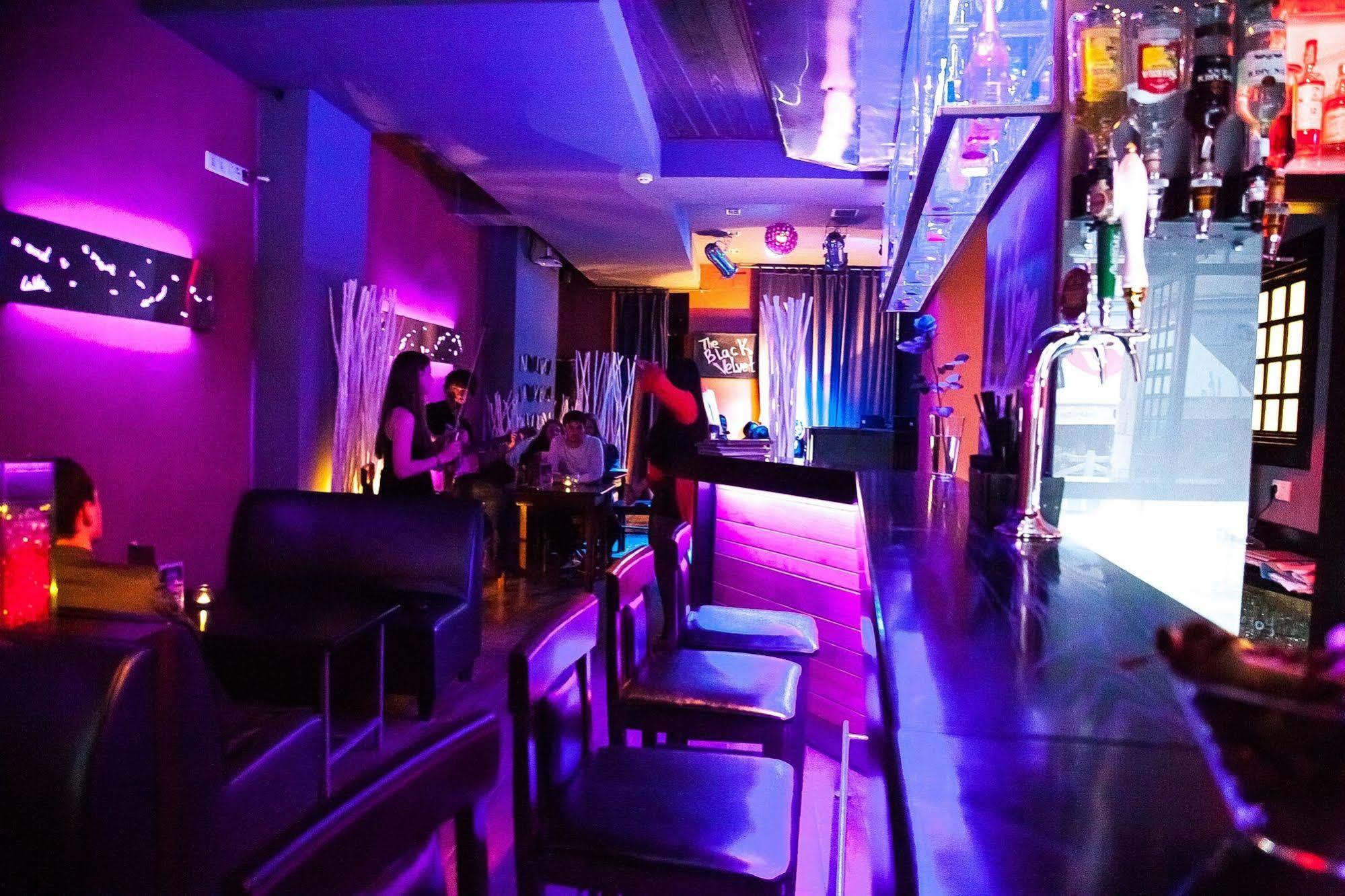 Rudolfo Hotel Львов Экстерьер фото